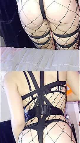 Alternative Baddie Backshots Savored in Slomo!