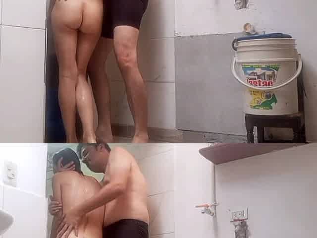 Indian Couple Enjoys Good Sex and a Bath