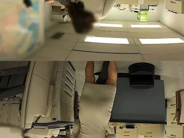 Caught by Secretary stroking in office. Oral job