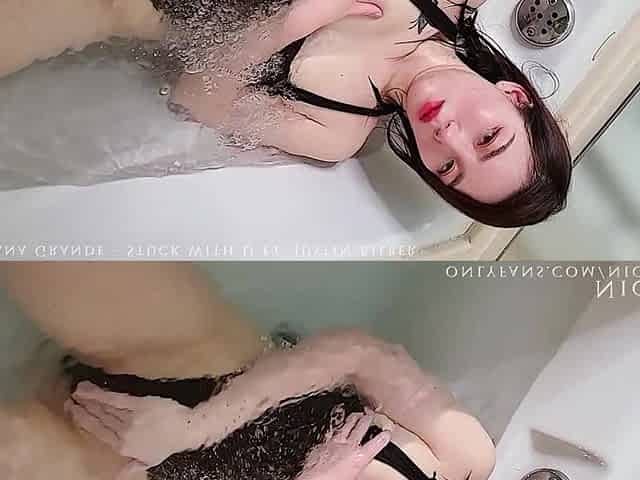 Bathtub Masturbation and Getting Cum in My Mouth