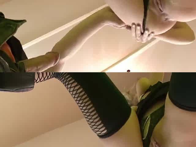 Blonde Russian Teen 18+ Fisting Her Cunt Before Big Dick