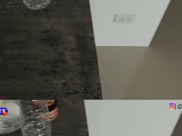 Caught My Stepmom Masturbating. Screw Me, Just Keep It between Us, a Little Se...