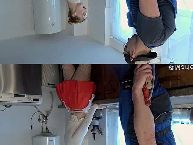 Cheating Housewife Implores Handyman To Bang Her Booty, ATM Facial