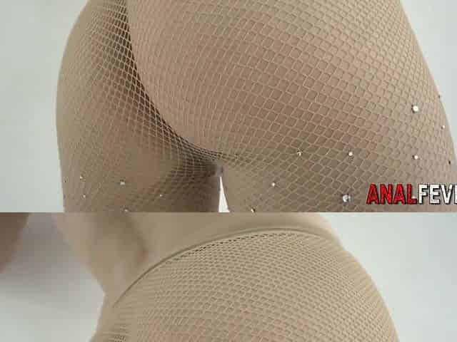Anal Whore Gets Butt Plugged