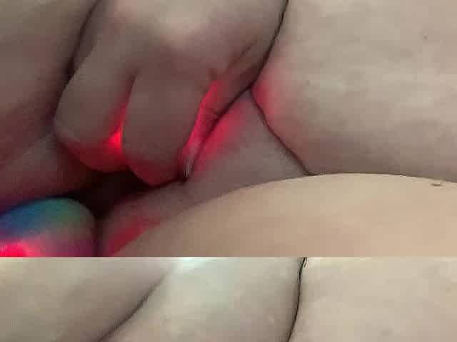 Recent thrusting sex tool....sooo admirable!