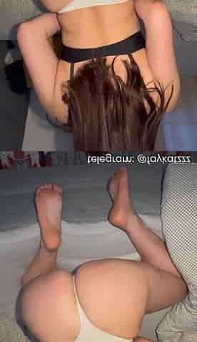 PAWG Hot Wife Bent Over and Shaking Ass in Bed