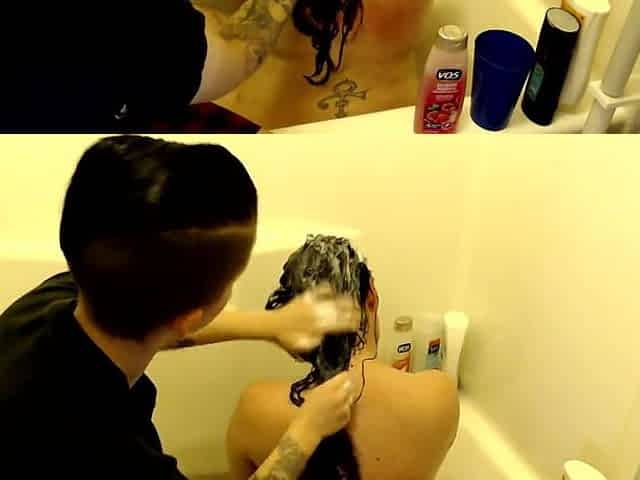 Twat Sucking Bathtub Climax Lesbos