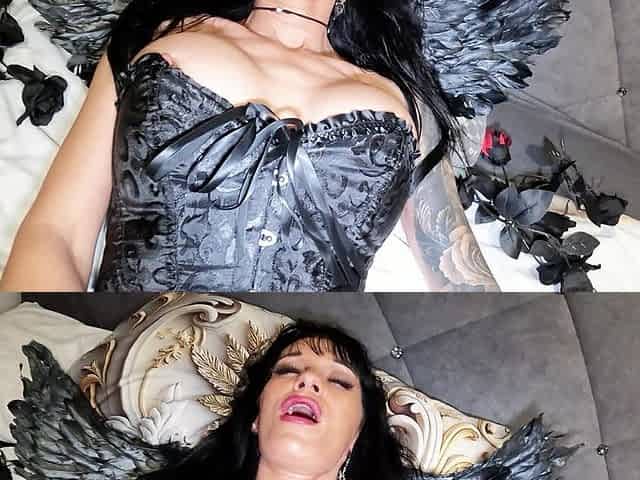 Devil in Bed Masturbates