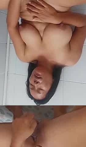 Thaiger Orgasms on Her Big Dildo in the Shower