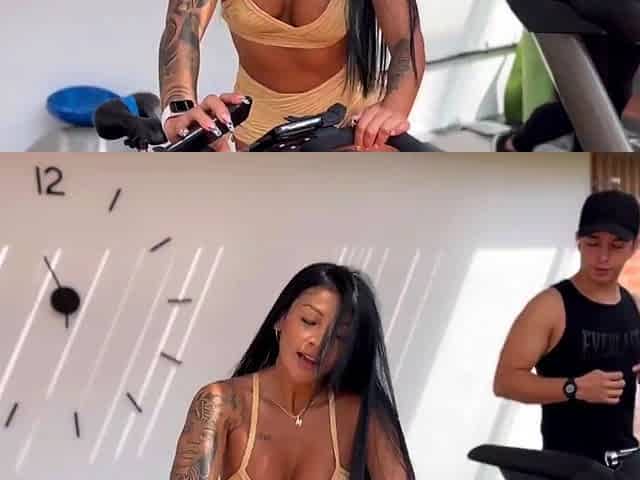 My new neighbor gives me his big load cum - Mariana Martix
