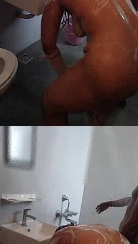 Hot Couple Bathing at Guest House