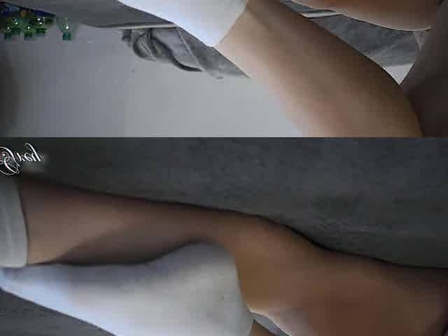 Hawt Legs In Short Socks ???? - Miley Grey