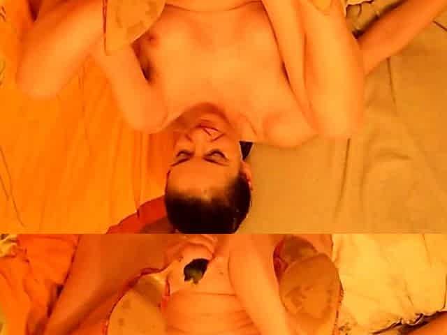 Veggie Masturbation Squirting Milf