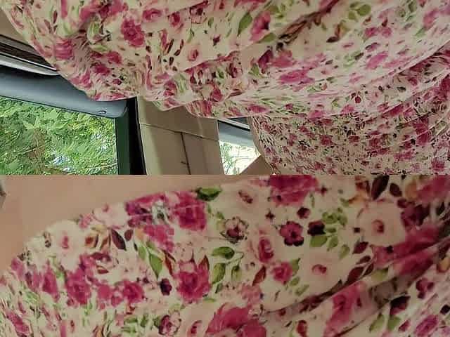Playing with Flawless Round Booty of My Girlfriend in the Car