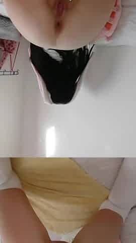 EASTER BUNNY TOUCHES HERSELF SOAKED AND INSERTS A SEX TOY