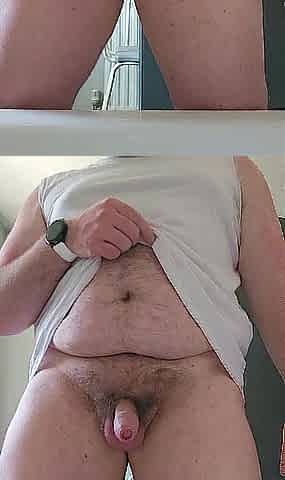 Obese Homo Pissing