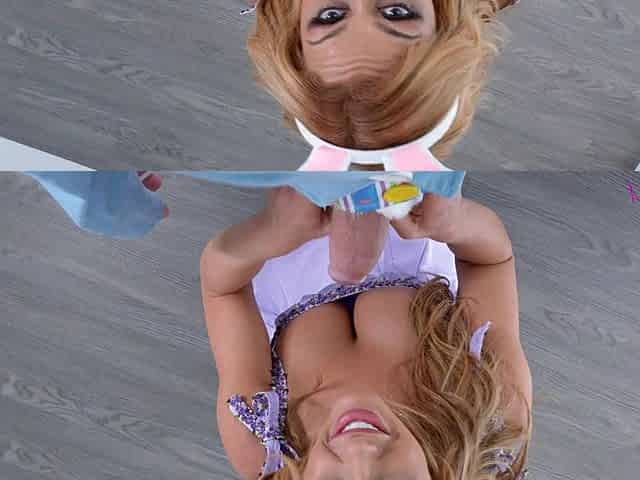 Stepmom Taylor Vixxen Gets A Creampie