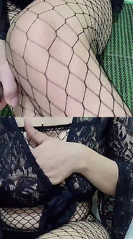 Amateur Hotty Playing Her Valuable Twat