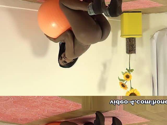 Bubble butt Indian teen trans strips yoga pants and jerks off - HoneyTrans