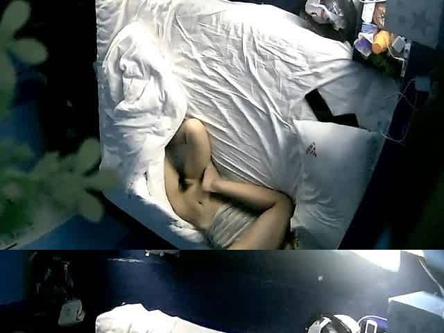 Amateur Hidden Cam with Dildo Wives