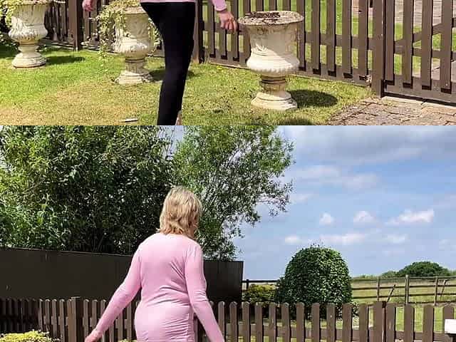 Gorgeous Mature Blonde Solo Masturbation