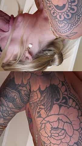 Neighbor's Step Mom Came Over and Left with Cum Inside Accidentally