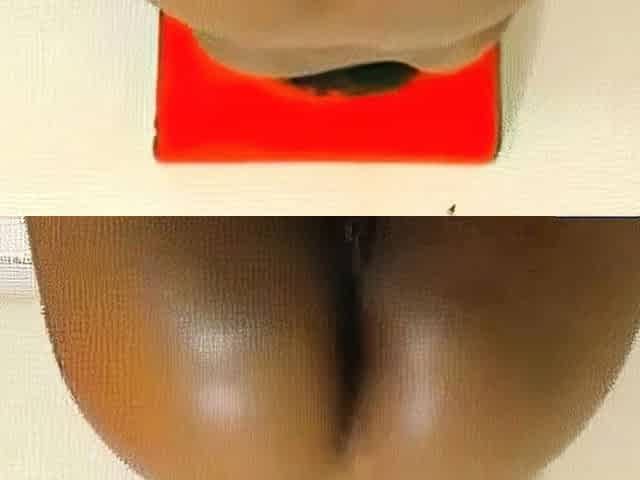 Ebony Webcam Girl Shows Off Her Big Booty