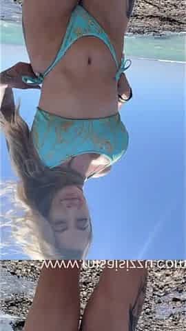 Its beach day time