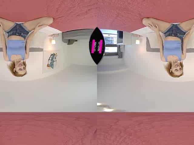 Lucianna Is Masturbating Her Beautiful Pussy