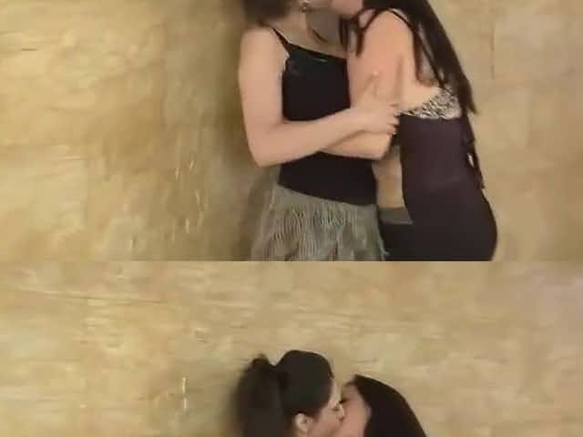Italian lesbians kissing