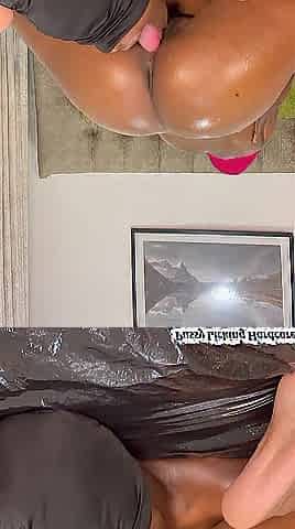 Black Lesbo Lovers Squirting Jointly in Romantic Bliss