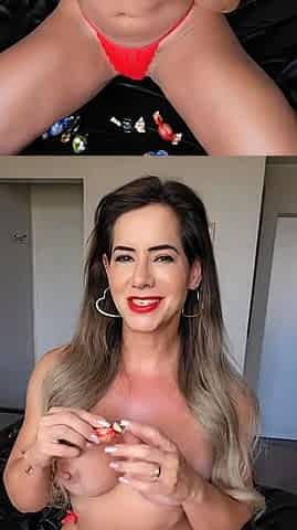 Big boobs milf masturbates with her dildo
