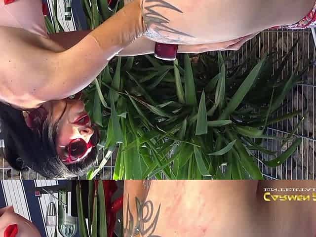 There is nothing better for kinky Lady Vampira than a group sex by the pool