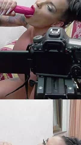 Big Fake Boobs Babe Deepthroats Big Dick