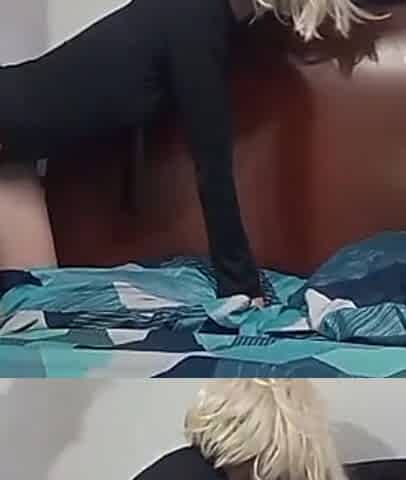 Amateur Lovers' Fucking in Someone Else's House