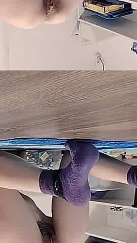 Amateur Wife Vacuuming Cleans the House Naked..