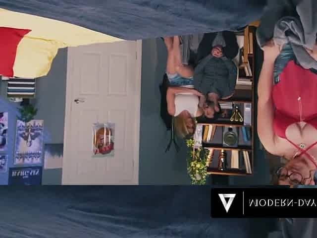 Cory Chase And Leana Lovings - Pervert Milf Cory Lures Stepdaughter-in-law Leana Into Ffm