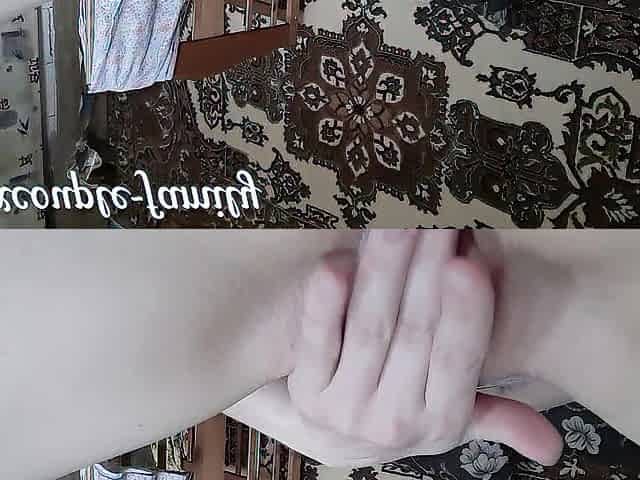 Greetings everybody, I love jerking off my snatch when I'm alone at home.