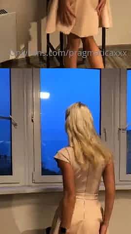 Blonde With Natural Big Boobs Loves Putting A Toy In Her