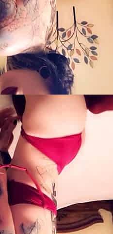 Blonde With Natural Big Boobs Loves Putting A Toy In Her