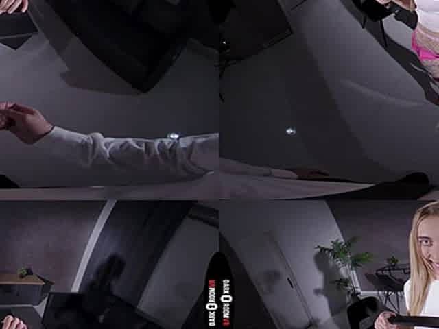 Lola Heart VR Porn: Bad Girl's Confession - DarkRoomVR