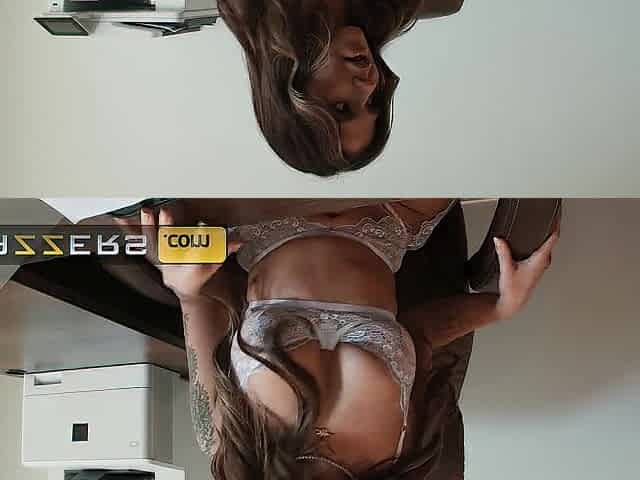 Slutty Wife Types Up Large Jock Bella Mia Brazzers