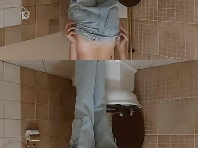 She Peed and Wiped Her Wet, Hairy Pussy