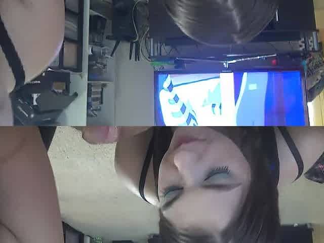 Oral job Sandwich And Comics - Making him Cum Fast