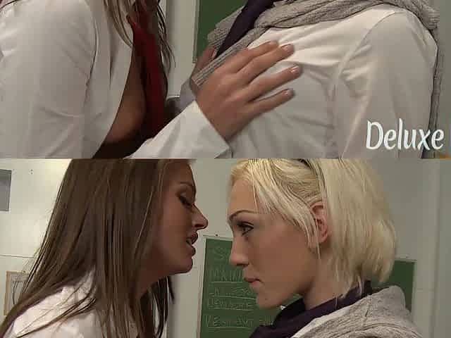 2 hawt college babes giving a kiss and licking