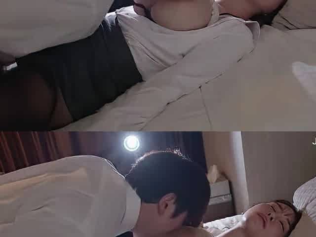 Unexpected Shared Room with a Shy Subordinate Who Always Stares at My Chest x2x9FE684BD91F6D67158