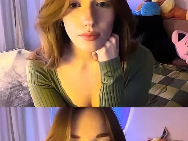 Amateur Blonde Teen Plays Solo with Toy Webcam Porn