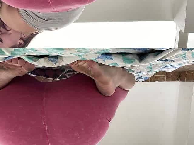 POV Girlfriend urinates herself and masturbates in her moist garments!