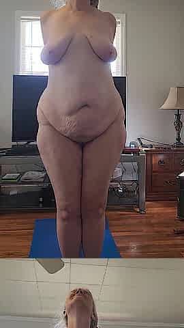 Hawt big beautiful woman Doing Some Morning Nude Yoga!