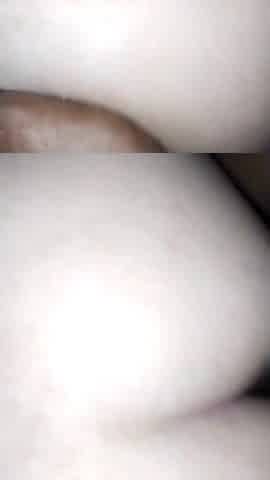 Woman talking filthy whilst giving booty